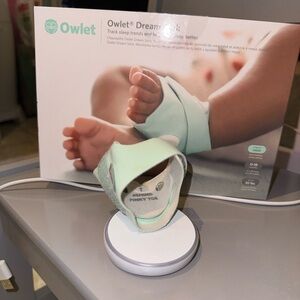 Owlet Dream Sock Baby Monitor in Mint Green/Gently Used